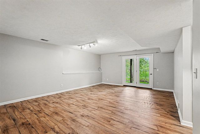 2681 Indian Creek Drive, Grand Rapids, MI 49534