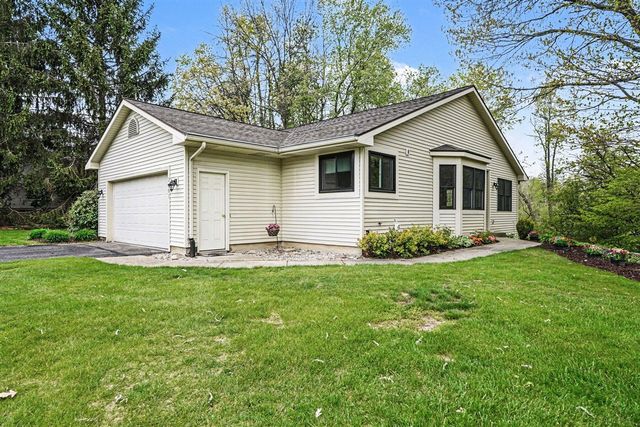 2681 Indian Creek Drive, Grand Rapids, MI 49534