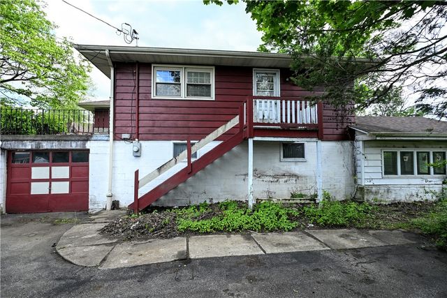 714 Maple Drive, Monongahela, PA 15063