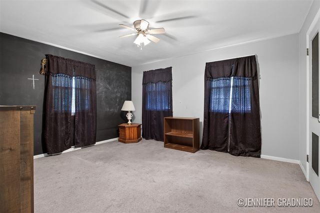 943 Grandridge Court, Holland, MI 49423