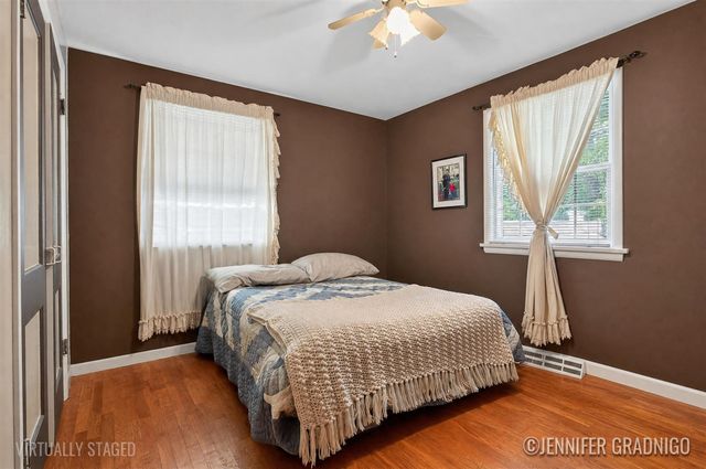 943 Grandridge Court, Holland, MI 49423