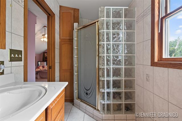 943 Grandridge Court, Holland, MI 49423