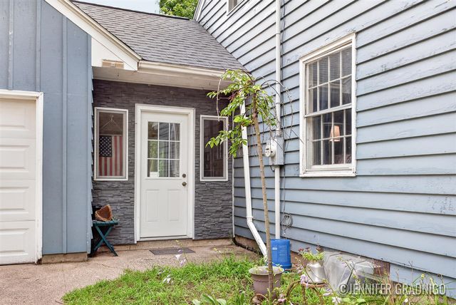 943 Grandridge Court, Holland, MI 49423
