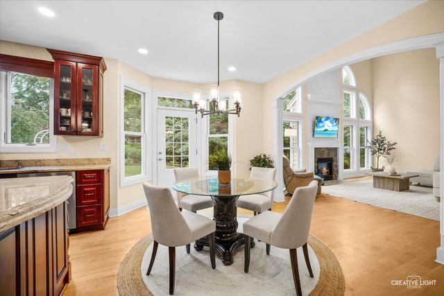 706 Wehrli Drive, Naperville, IL 60540