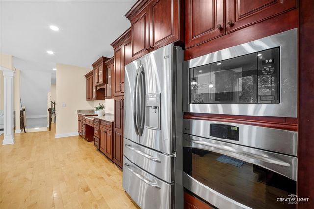706 Wehrli Drive, Naperville, IL 60540