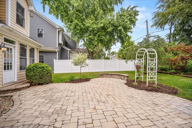 706 Wehrli Drive, Naperville, IL 60540