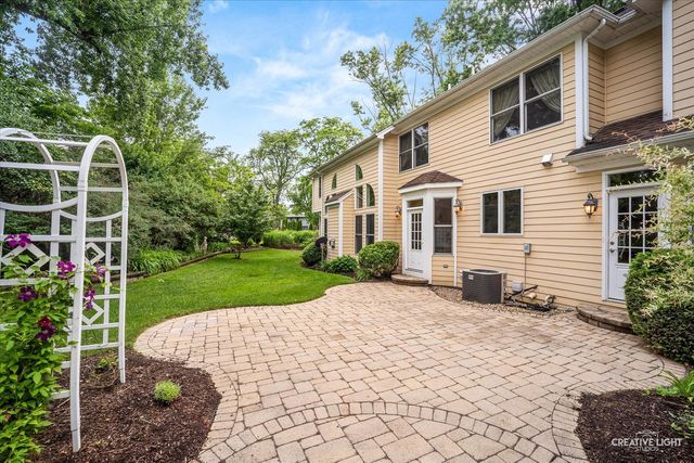 706 Wehrli Drive, Naperville, IL 60540