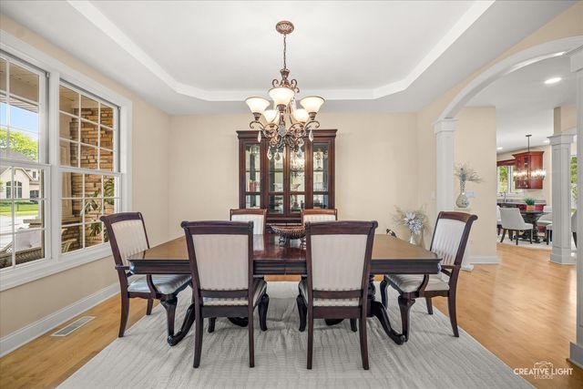 706 Wehrli Drive, Naperville, IL 60540