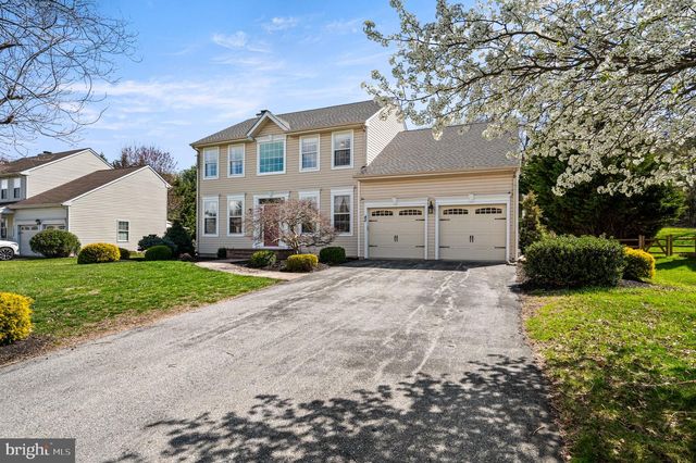 42 EMERALD RIDGE DR, Bear, DE 19701