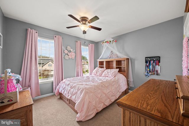 42 EMERALD RIDGE DR, Bear, DE 19701