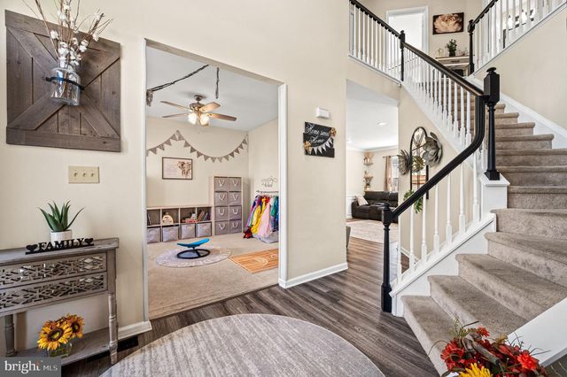 42 EMERALD RIDGE DR, Bear, DE 19701