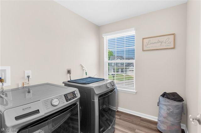 1220 Selena Grove, Uniontown, OH 44685