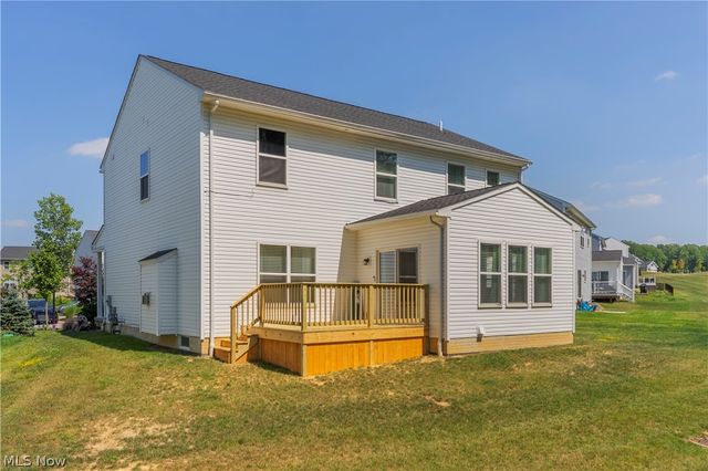 1220 Selena Grove, Uniontown, OH 44685