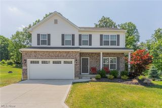 1220 Selena Grove, Uniontown, OH 44685