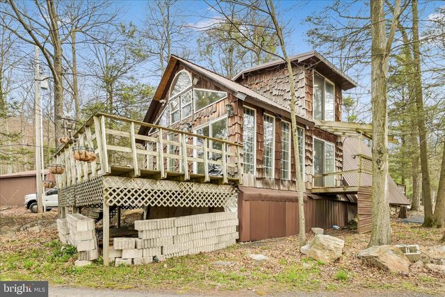 372 N NORTHKILL RD, Hamburg, PA 19526