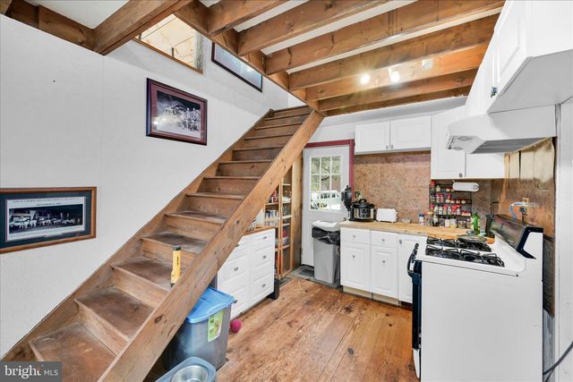 372 N NORTHKILL RD, Hamburg, PA 19526