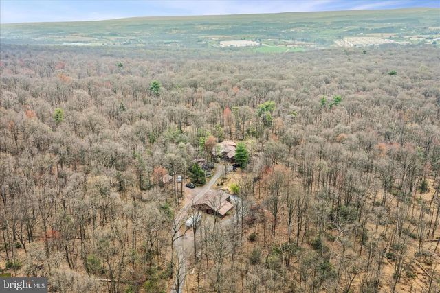 372 N NORTHKILL RD, Hamburg, PA 19526