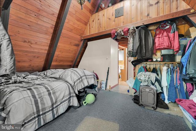 372 N NORTHKILL RD, Hamburg, PA 19526