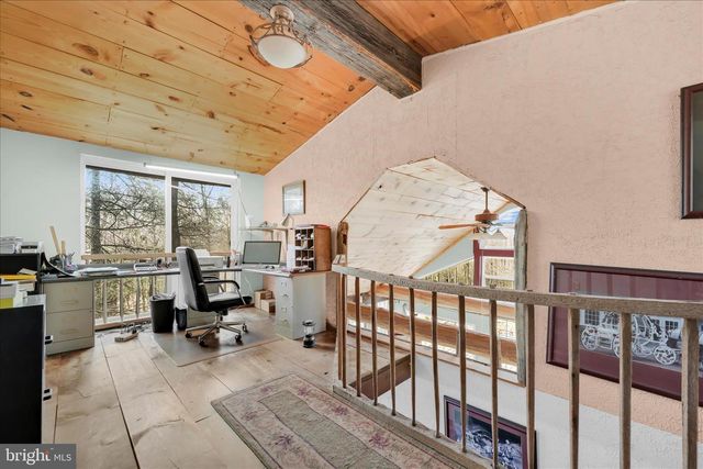 372 N NORTHKILL RD, Hamburg, PA 19526