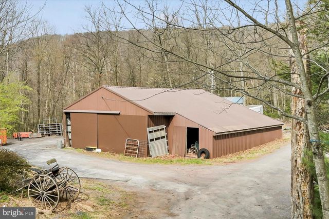 372 N NORTHKILL RD, Hamburg, PA 19526