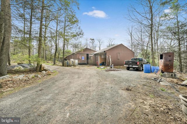 372 N NORTHKILL RD, Hamburg, PA 19526