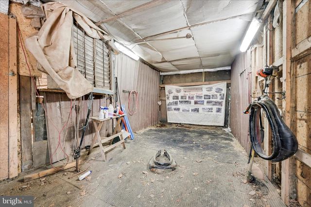 372 N NORTHKILL RD, Hamburg, PA 19526