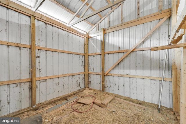 372 N NORTHKILL RD, Hamburg, PA 19526