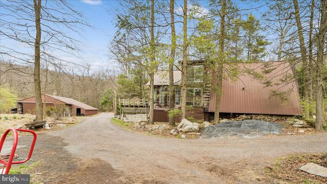 372 N NORTHKILL RD, Hamburg, PA 19526