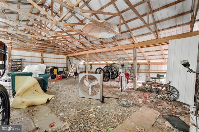 372 N NORTHKILL RD, Hamburg, PA 19526
