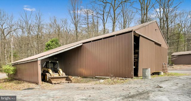 372 N NORTHKILL RD, Hamburg, PA 19526