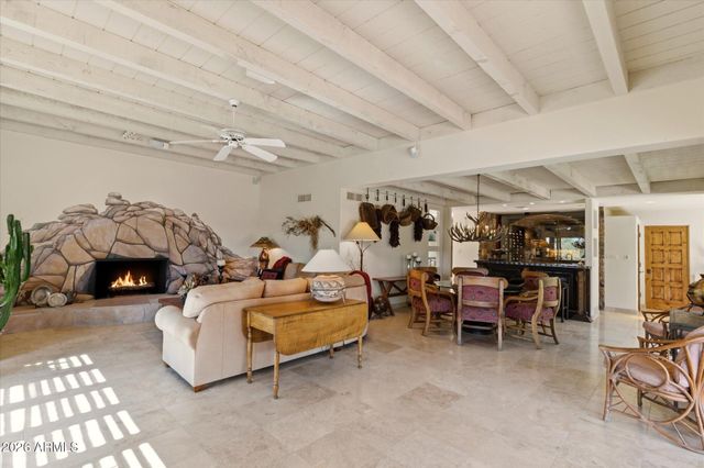 1042 N BOULDER Drive, Carefree, AZ 85377