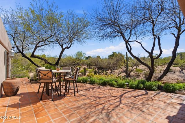 1042 N BOULDER Drive, Carefree, AZ 85377