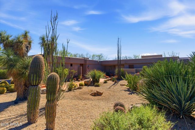 1042 N BOULDER Drive, Carefree, AZ 85377