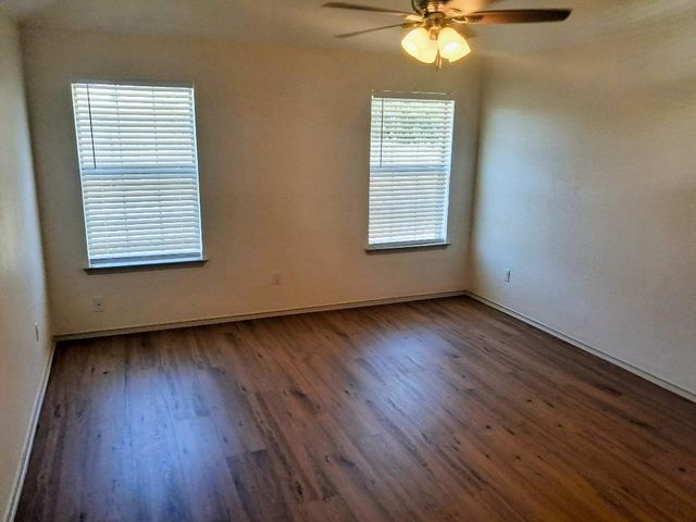 6004 Harwood Crossing Drive, Arlington, TX 76018