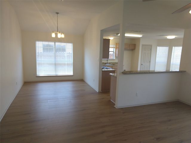 6004 Harwood Crossing Drive, Arlington, TX 76018
