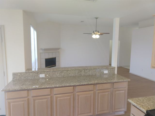 6004 Harwood Crossing Drive, Arlington, TX 76018