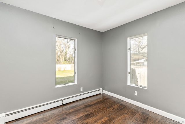 305 Whittier Drive, Mastic Beach, NY 11951