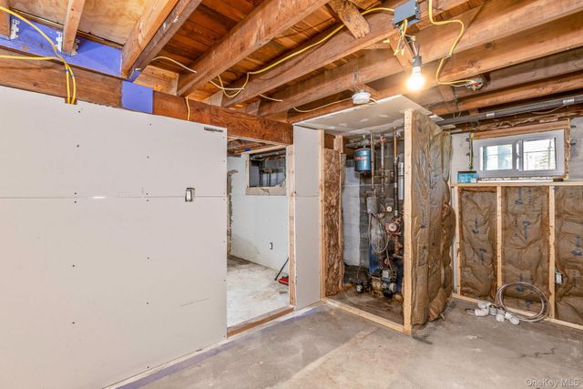 305 Whittier Drive, Mastic Beach, NY 11951