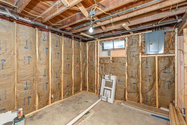 305 Whittier Drive, Mastic Beach, NY 11951