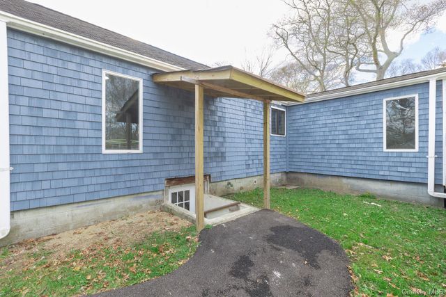 305 Whittier Drive, Mastic Beach, NY 11951