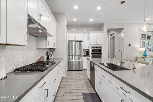 2939 E PINTO Drive, Gilbert, AZ 85296