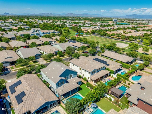 2939 E PINTO Drive, Gilbert, AZ 85296