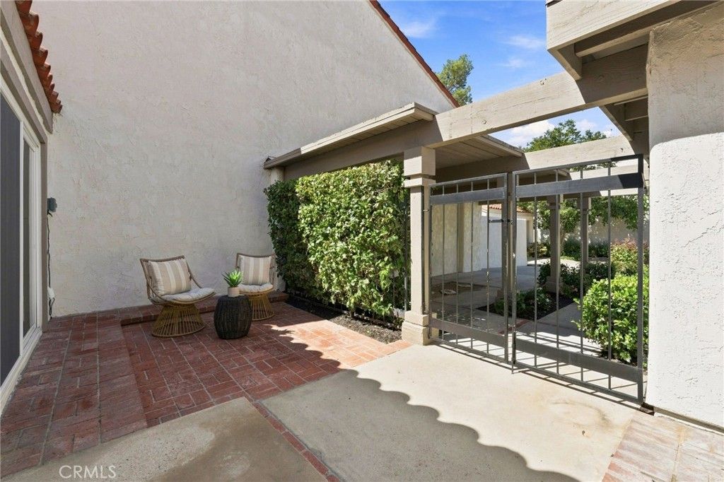 52 Acacia Tree Lane, Irvine, CA 92612 — photo 3