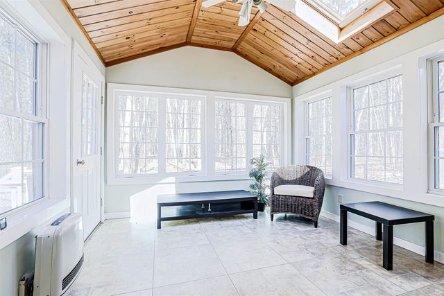 19 Strafford Road, Dover, NH 03820