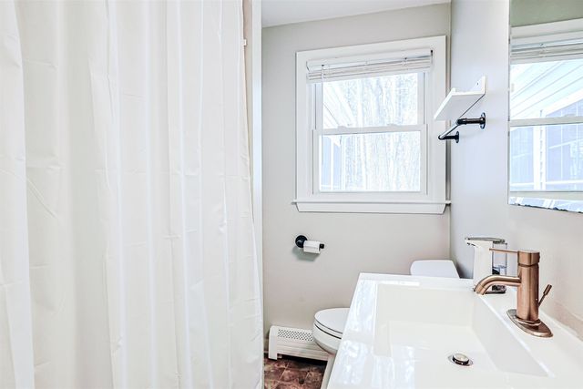 19 Strafford Road, Dover, NH 03820