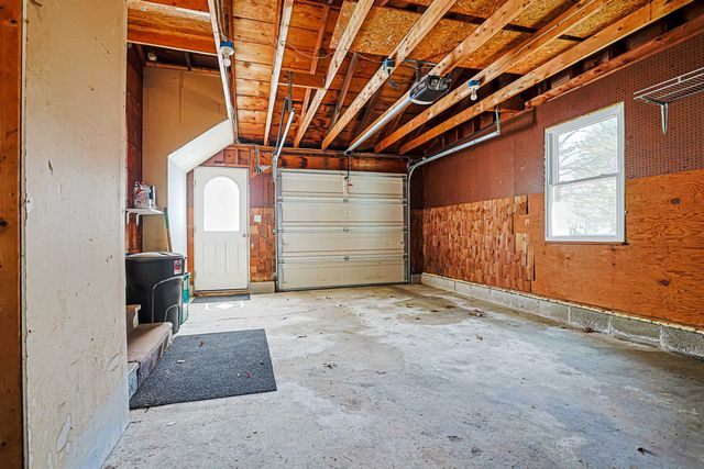 19 Strafford Road, Dover, NH 03820