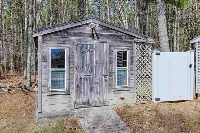 19 Strafford Road, Dover, NH 03820