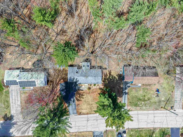 19 Strafford Road, Dover, NH 03820