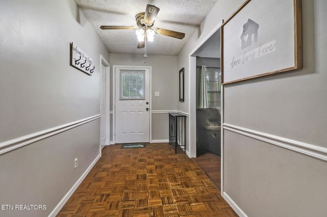 1049 Lincoln Rd, Jamestown, TN 38556