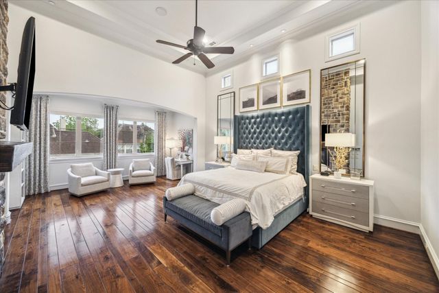 5303 Grand Lake Street, Bellaire, TX 77401